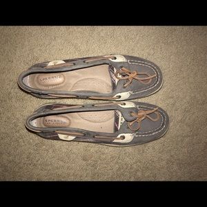 Sperry boat shoe